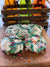 Load image into Gallery viewer, Birthday Cake Crinkle Box (1 Dozen)